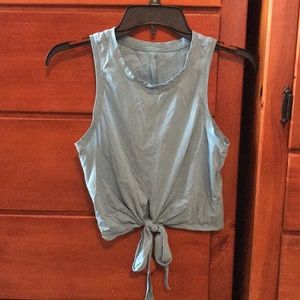 Lululemon tie-front cropped tank